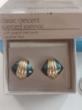 Vintage Avon Classic Crescent Sapphire Blue and Gold Pierced Earrings